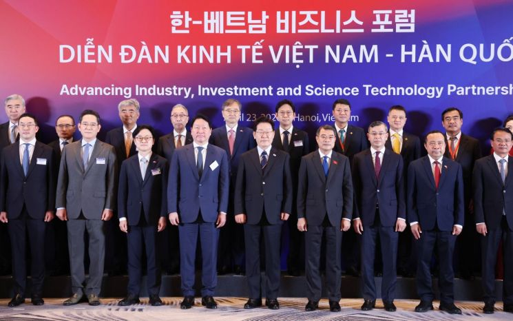 Korea and Vietnam's Top Business Leaders Gather: Over 70 Economic Agreements Signed by SK, POSCO, Doosan and More